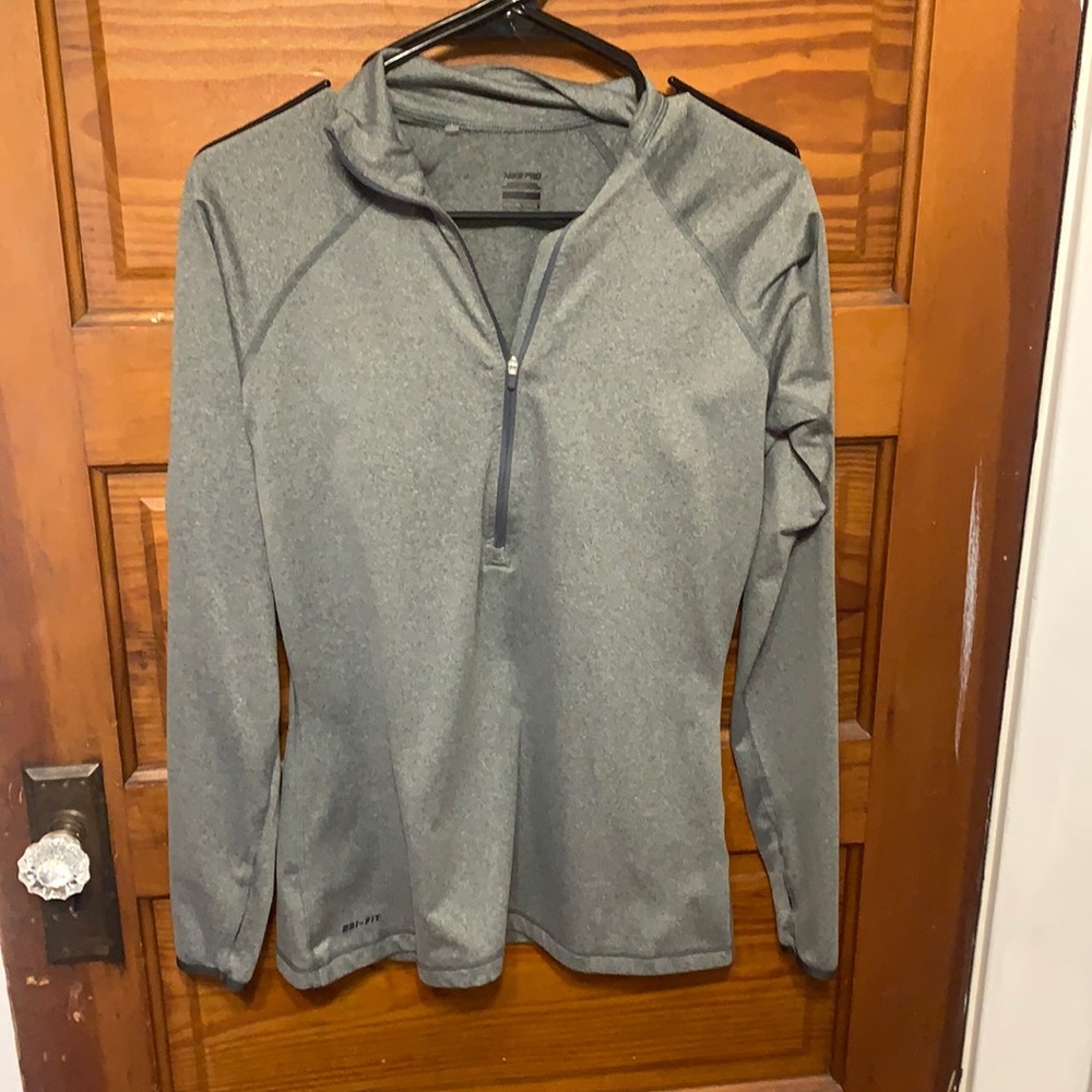 Nike Pro DriFit Quarter Zip size LARGE